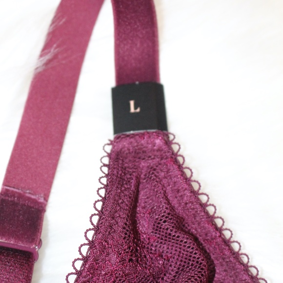 Victoria's Secret, large Maroon bra. B2 - Picture 8 of 8